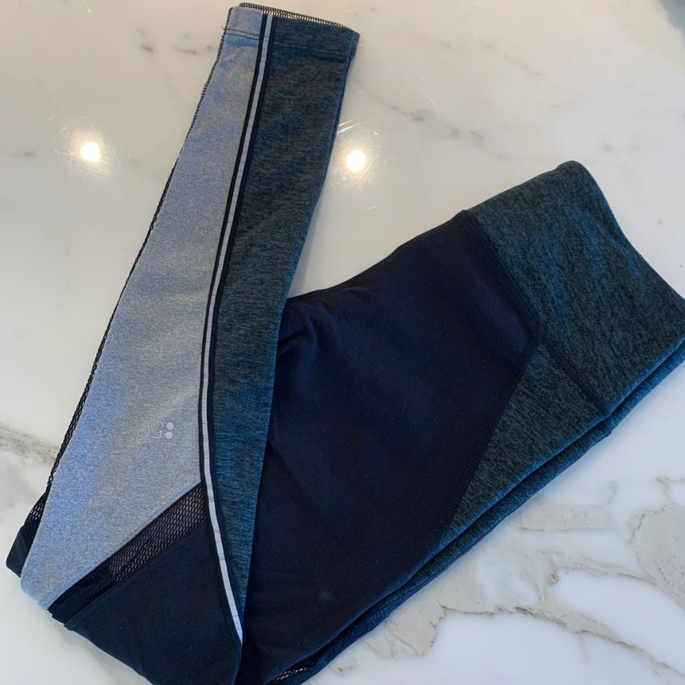 Splits 59 | Sydney High Waist TechFlex Tight. With details in military green